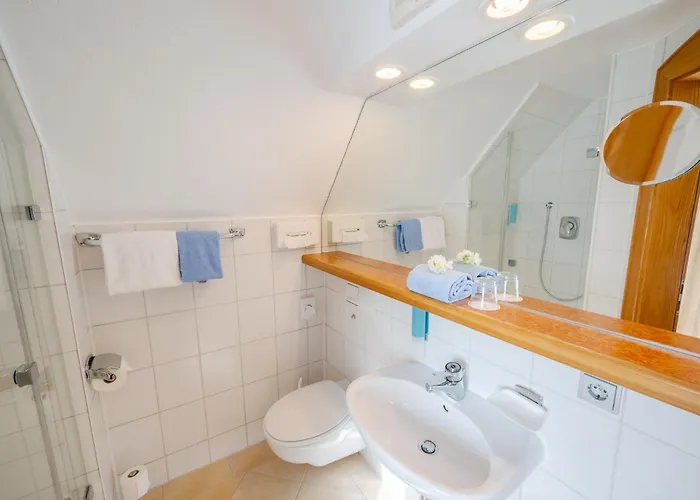 Zum Kurfuerst Hotel 2*
