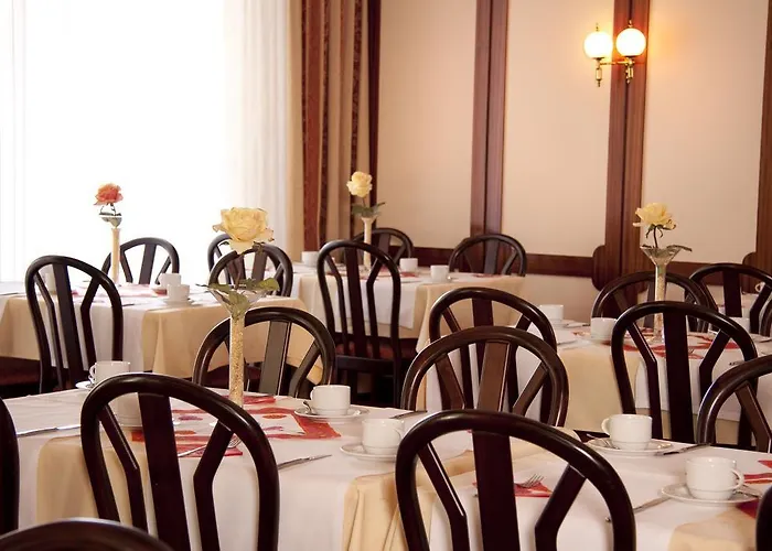 Zum Kurfuerst Hotel Oberschleissheim