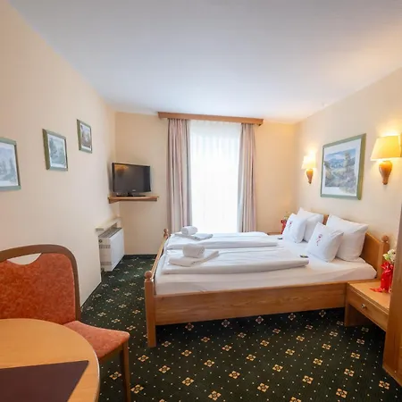 Hotel Chalét Zum Kurfürst 2*